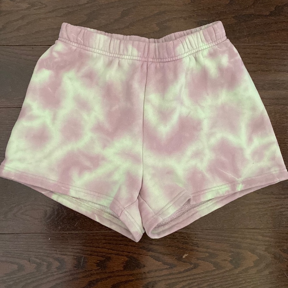 Aritzia TNA Tie Dye Sweat Shorts
